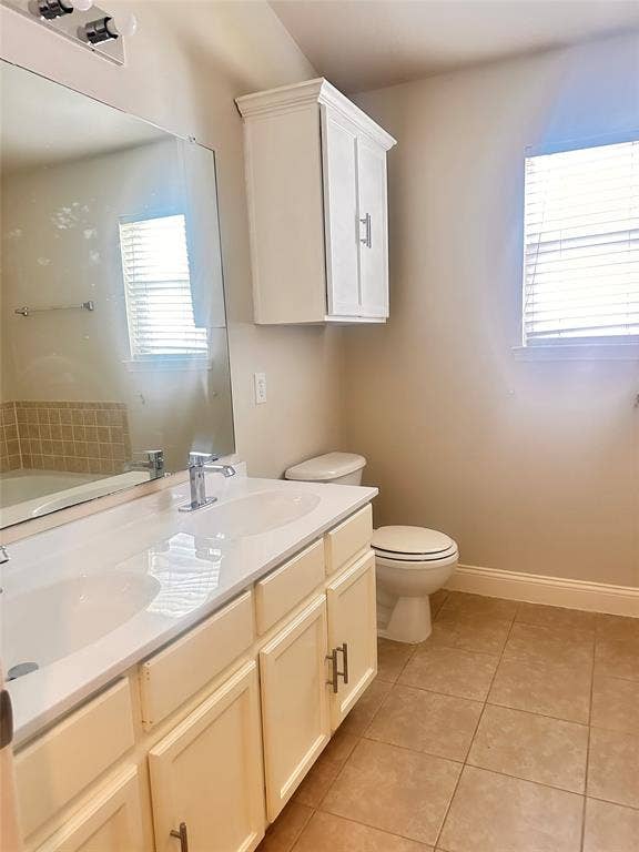 12262 PEAK Circle, Frisco, TX 75035 Full bathroom with light tile patterned floors and a garden tub