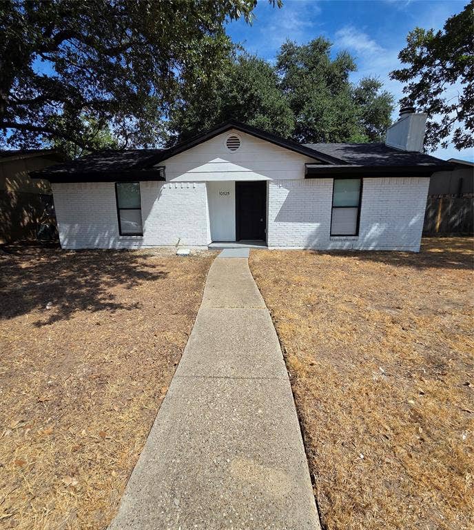 Property photo for 10525 Big Thicket Drive, Dallas, TX