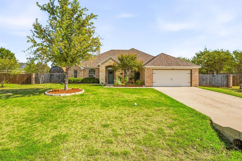 3128 Meandering Way, Granbury, TX 76049