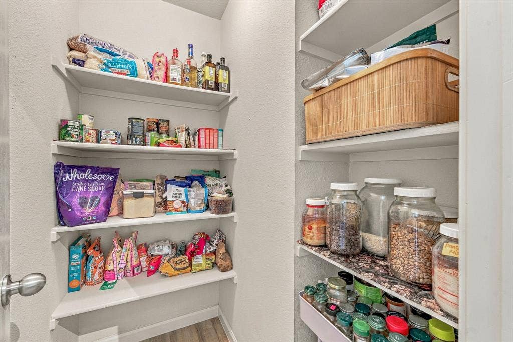 3128 Meandering Way, Granbury, TX 76049