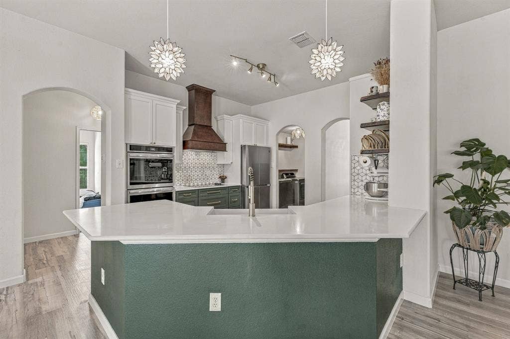 3128 Meandering Way, Granbury, TX 76049