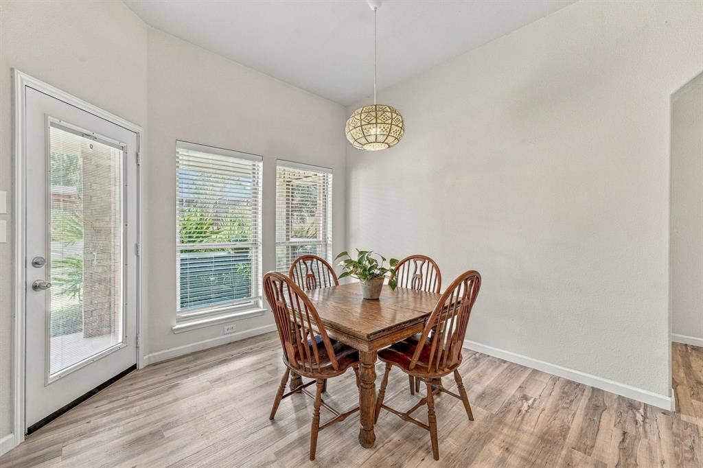 3128 Meandering Way, Granbury, TX 76049