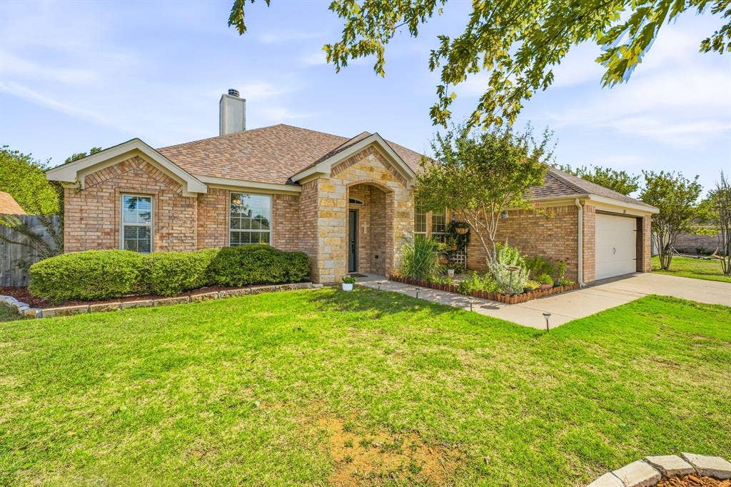 3128 Meandering Way, Granbury, TX 76049