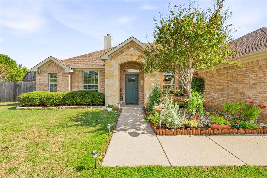 3128 Meandering Way, Granbury, TX 76049