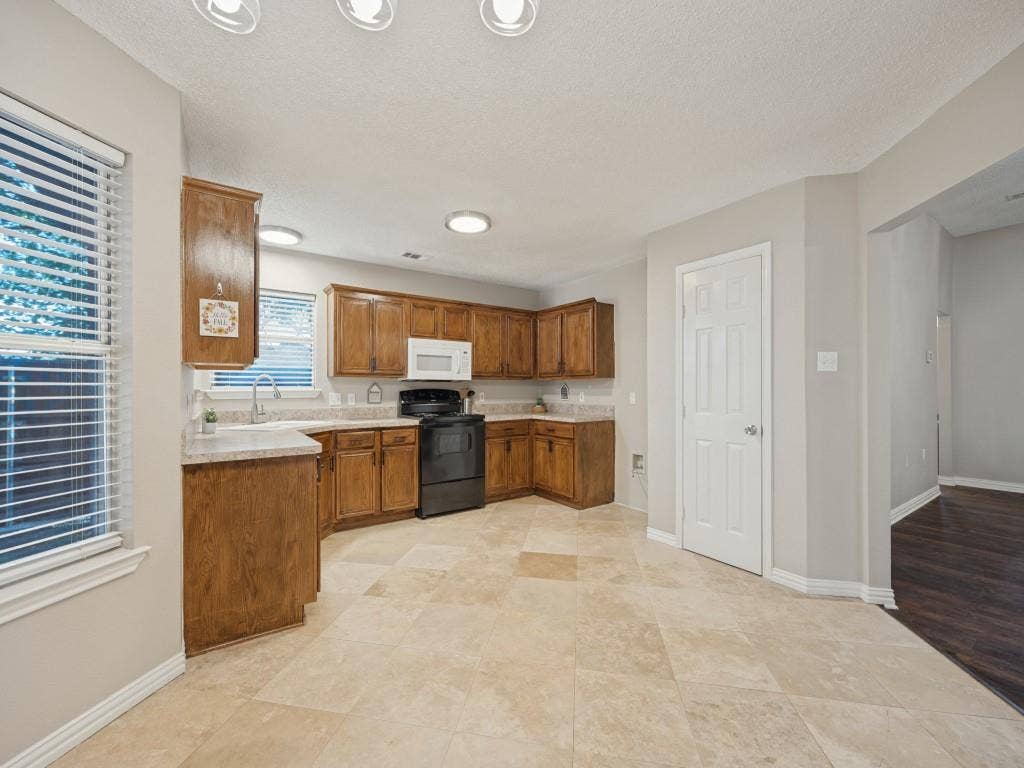 1709 Quail Drive, Garland, TX 75040