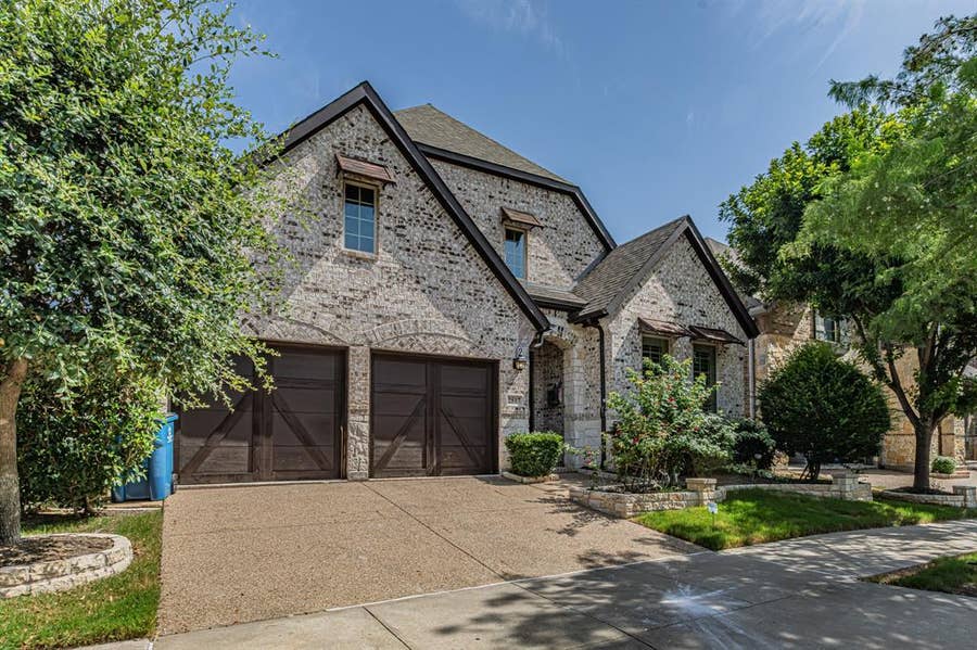 Property photo for 2517 Saffire Way, Lewisville, TX