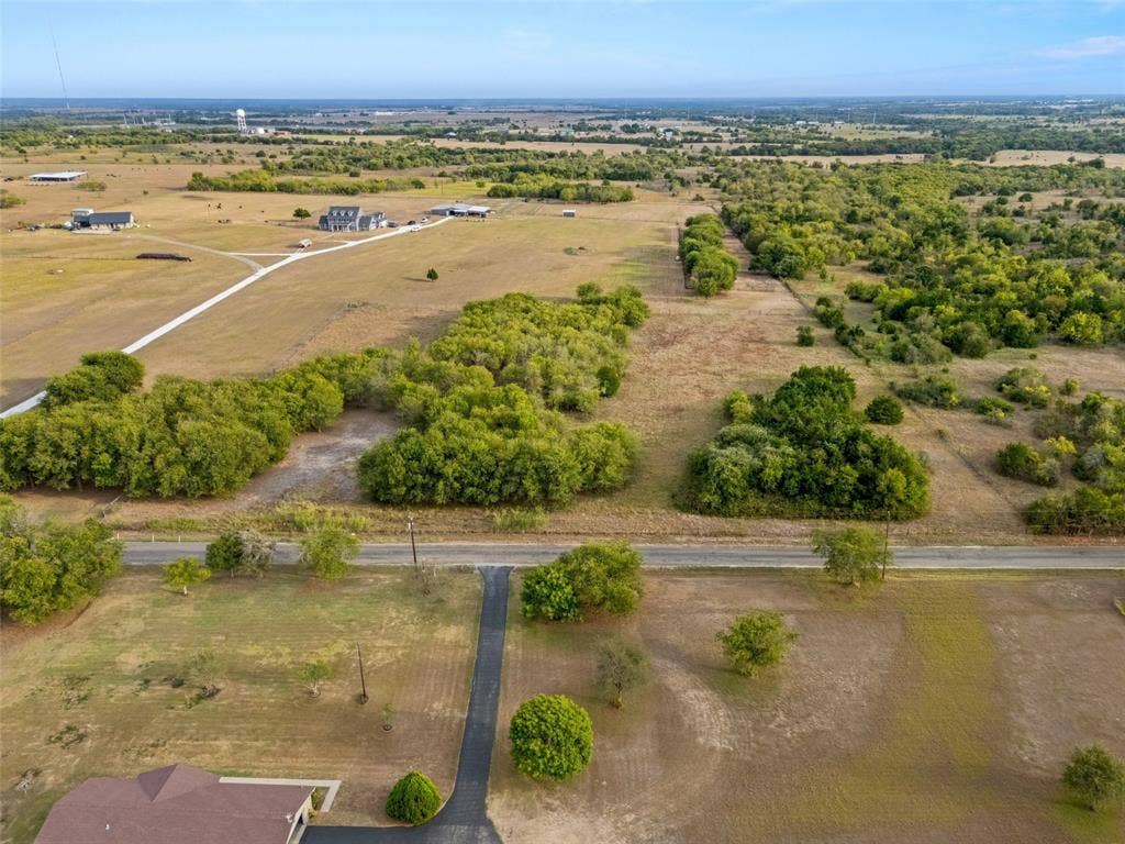 000 Hodge, Eddy, TX 76524