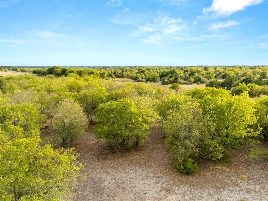 000 Hodge, Eddy, TX 76524