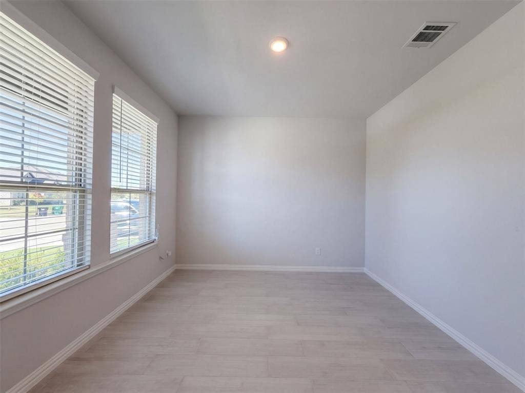 3704 Bluestem Boulevard, Denton, TX 76226