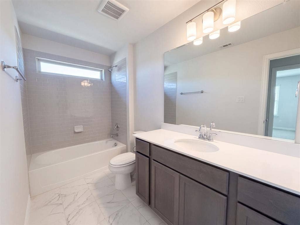 3704 Bluestem Boulevard, Denton, TX 76226