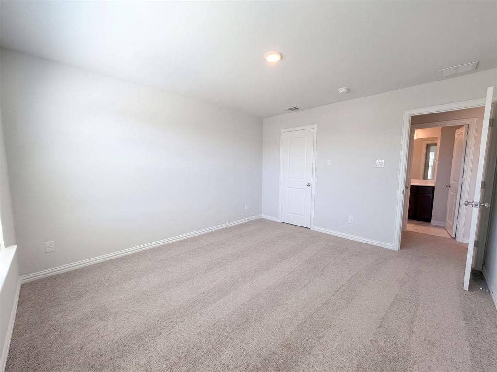 3704 Bluestem Boulevard, Denton, TX 76226