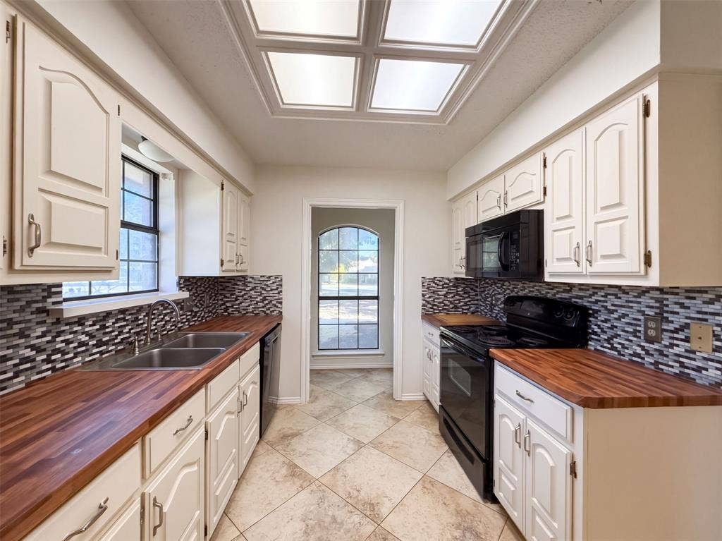 133 Jason Drive, Red Oak, TX 75154 133 Jason Drive, Red Oak, TX 75154