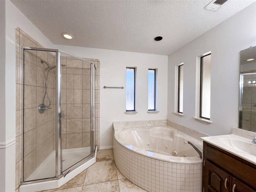 133 Jason Drive, Red Oak, TX 75154 133 Jason Drive, Red Oak, TX 75154