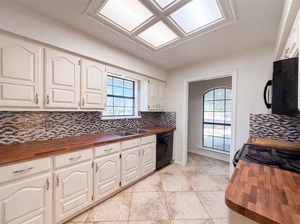 133 Jason Drive, Red Oak, TX 75154 133 Jason Drive, Red Oak, TX 75154