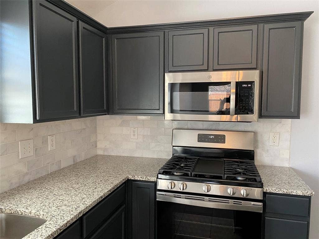 110 Creekview Drive, Wylie, TX 75098 110 Creekview Drive, Wylie, TX 75098
