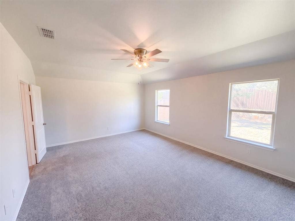 517 Bronze Circle W, Springtown, TX 76082 517 Bronze Circle W, Springtown, TX 76082