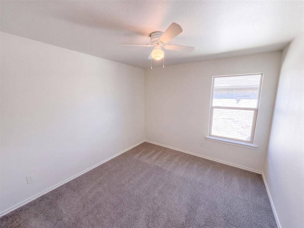 517 Bronze Circle W, Springtown, TX 76082 517 Bronze Circle W, Springtown, TX 76082