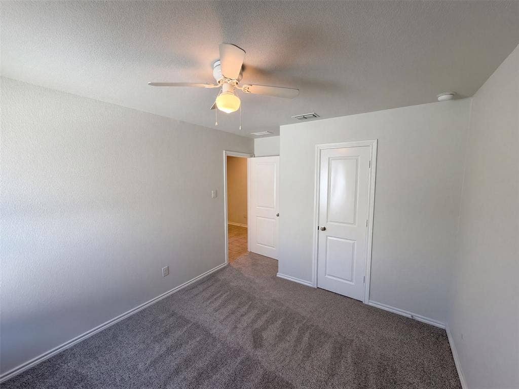 517 Bronze Circle W, Springtown, TX 76082 517 Bronze Circle W, Springtown, TX 76082