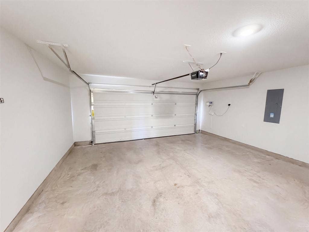 517 Bronze Circle W, Springtown, TX 76082 517 Bronze Circle W, Springtown, TX 76082