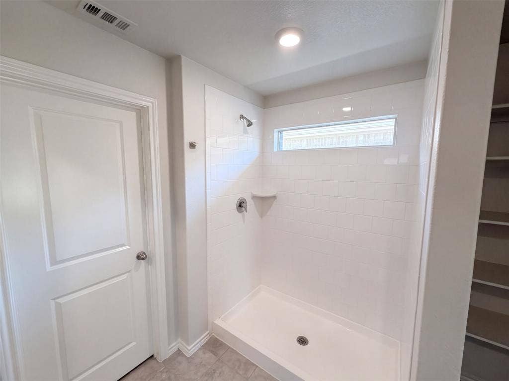 517 Bronze Circle W, Springtown, TX 76082 517 Bronze Circle W, Springtown, TX 76082