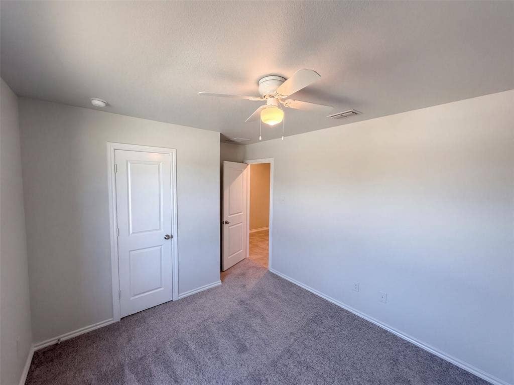 517 Bronze Circle W, Springtown, TX 76082 517 Bronze Circle W, Springtown, TX 76082