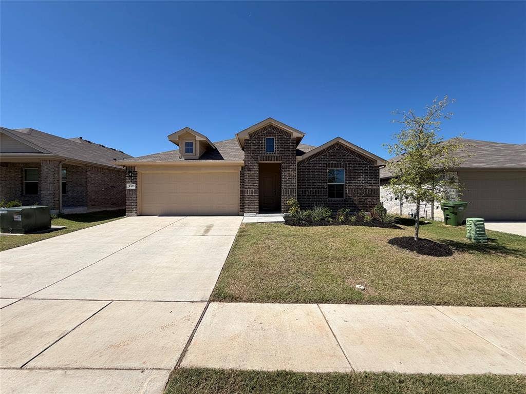 517 Bronze Circle W, Springtown, TX 76082 517 Bronze Circle W, Springtown, TX 76082