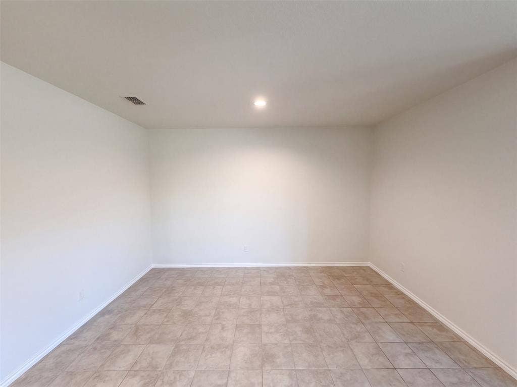 517 Bronze Circle W, Springtown, TX 76082 517 Bronze Circle W, Springtown, TX 76082