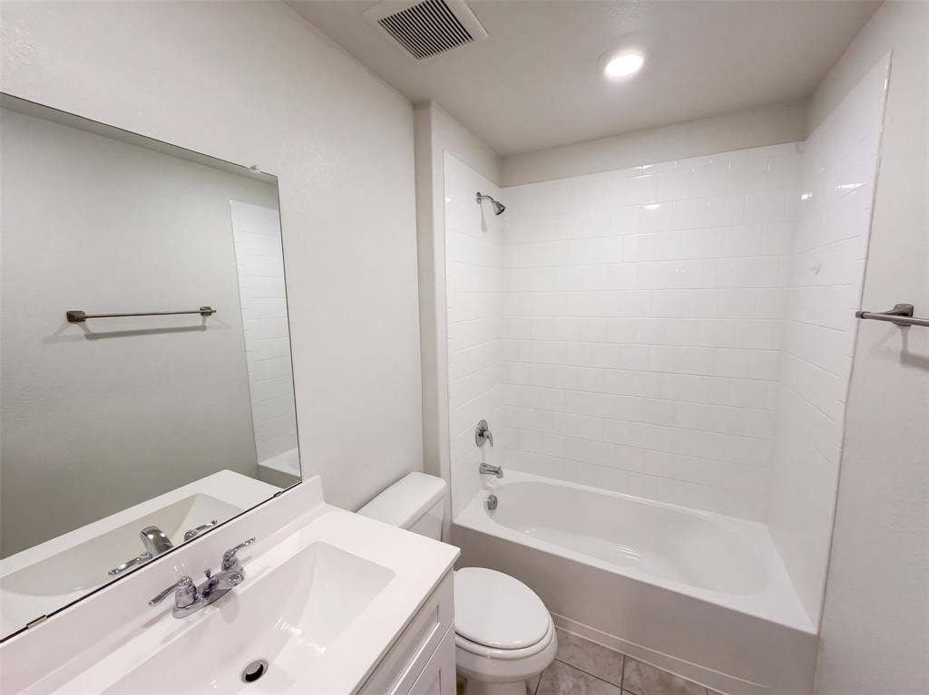 517 Bronze Circle W, Springtown, TX 76082 517 Bronze Circle W, Springtown, TX 76082