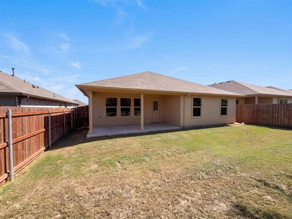 517 Bronze Circle W, Springtown, TX 76082 517 Bronze Circle W, Springtown, TX 76082