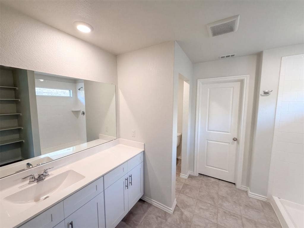 517 Bronze Circle W, Springtown, TX 76082 517 Bronze Circle W, Springtown, TX 76082
