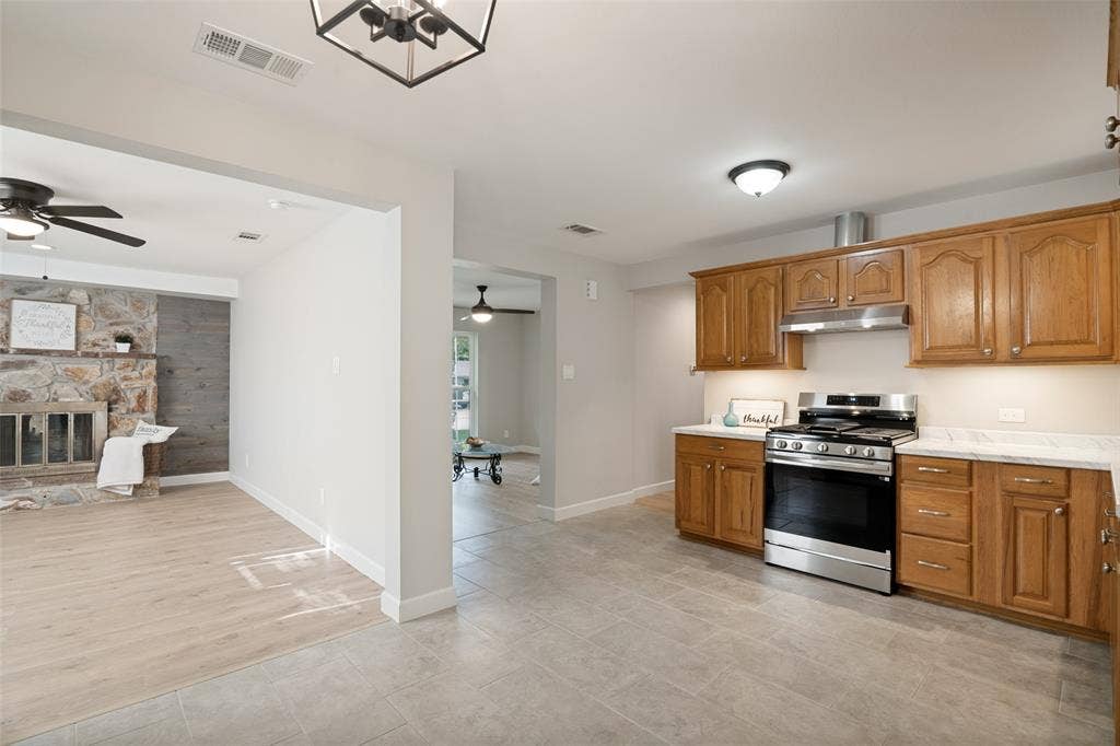 110 W Marguerita Drive, Garland, TX 75040