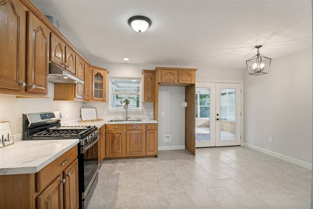 110 W Marguerita Drive, Garland, TX 75040