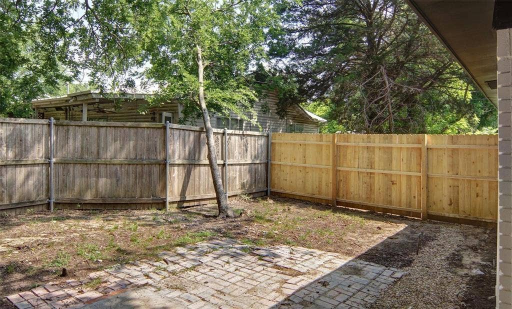 619 9th Street, Terrell, TX 75160 619 9th Street, Terrell, TX 75160