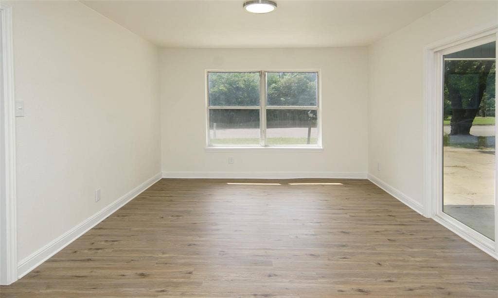 619 9th Street, Terrell, TX 75160 619 9th Street, Terrell, TX 75160