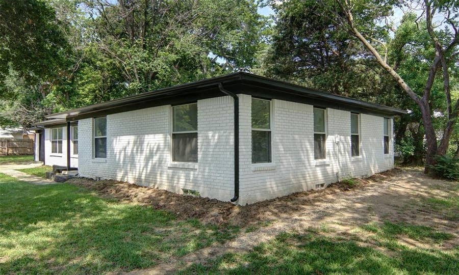 Property photo for 619 9th Street, Terrell, TX