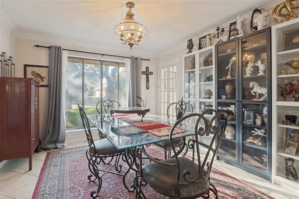 2403 Radcliffe Drive, Arlington, TX 76012 2403 Radcliffe Drive, Arlington, TX 76012