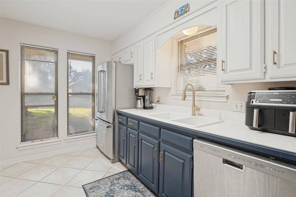 2403 Radcliffe Drive, Arlington, TX 76012 2403 Radcliffe Drive, Arlington, TX 76012