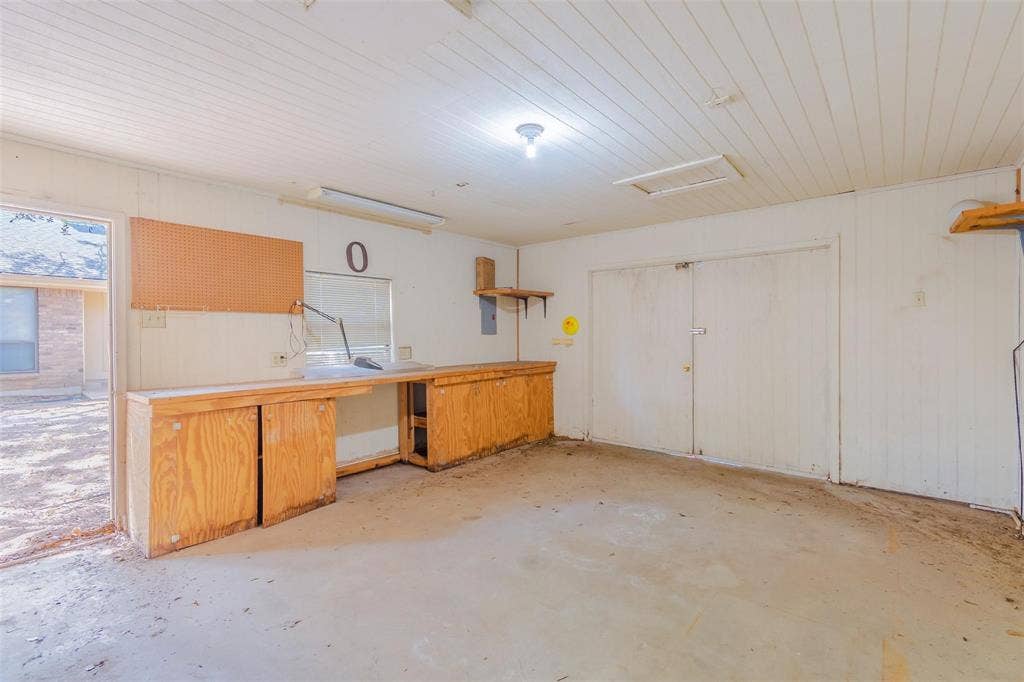2403 Radcliffe Drive, Arlington, TX 76012 2403 Radcliffe Drive, Arlington, TX 76012