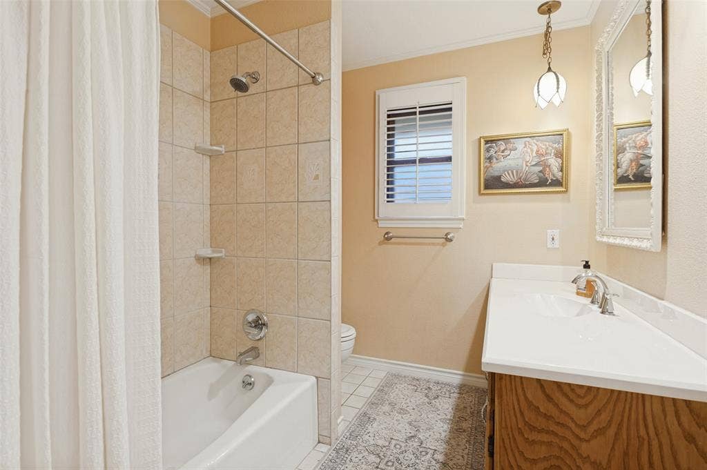 2403 Radcliffe Drive, Arlington, TX 76012 2403 Radcliffe Drive, Arlington, TX 76012