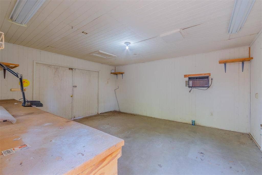 2403 Radcliffe Drive, Arlington, TX 76012 2403 Radcliffe Drive, Arlington, TX 76012