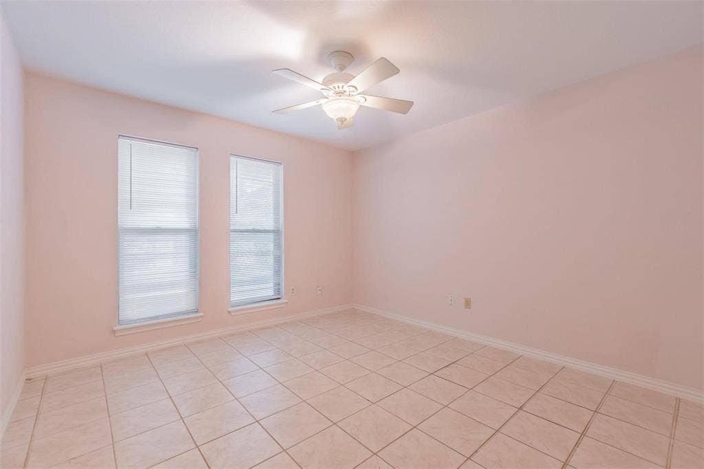 2403 Radcliffe Drive, Arlington, TX 76012 2403 Radcliffe Drive, Arlington, TX 76012