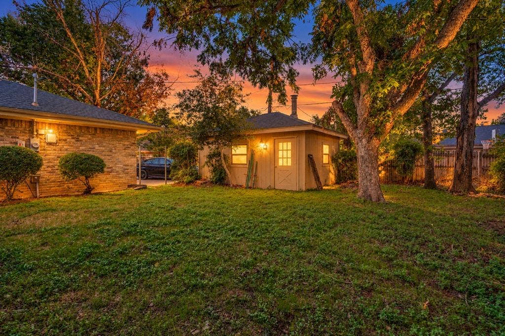 2403 Radcliffe Drive, Arlington, TX 76012 2403 Radcliffe Drive, Arlington, TX 76012