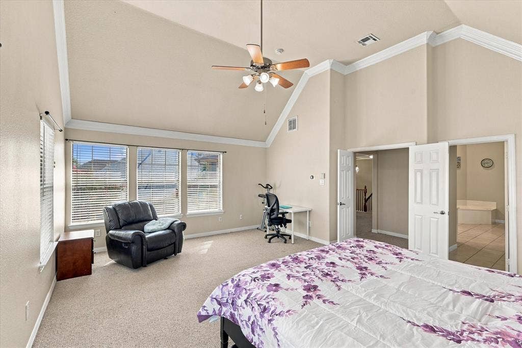 7223 Native Oak Lane, Irving, TX 75063 Primary Bedroom - Upstairs