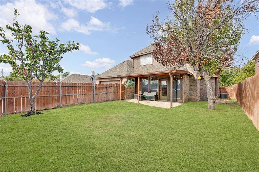 2039 Camelot Drive, Lewisville, TX 75067 2039 Camelot Drive, Lewisville, TX 75067