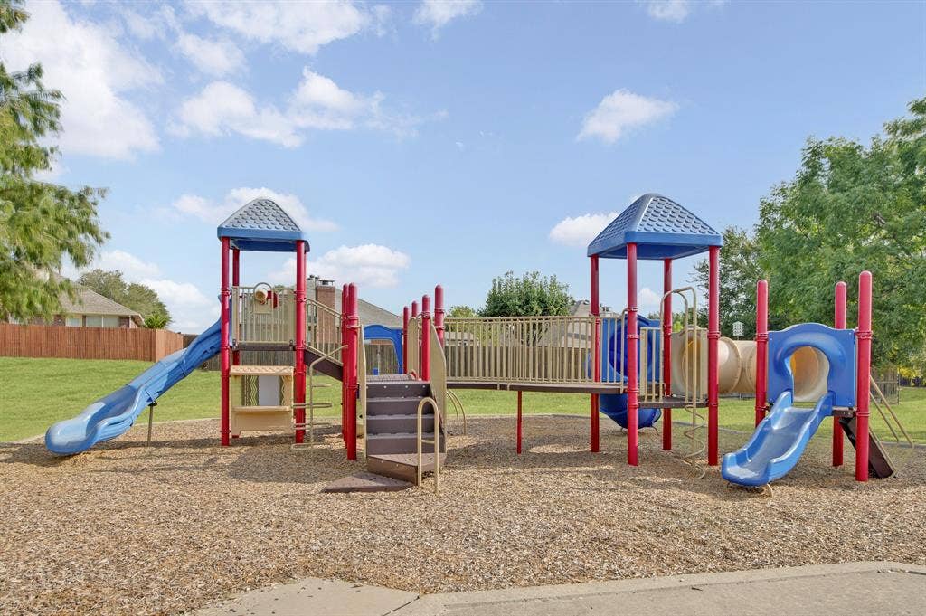 2039 Camelot Drive, Lewisville, TX 75067 2039 Camelot Drive, Lewisville, TX 75067