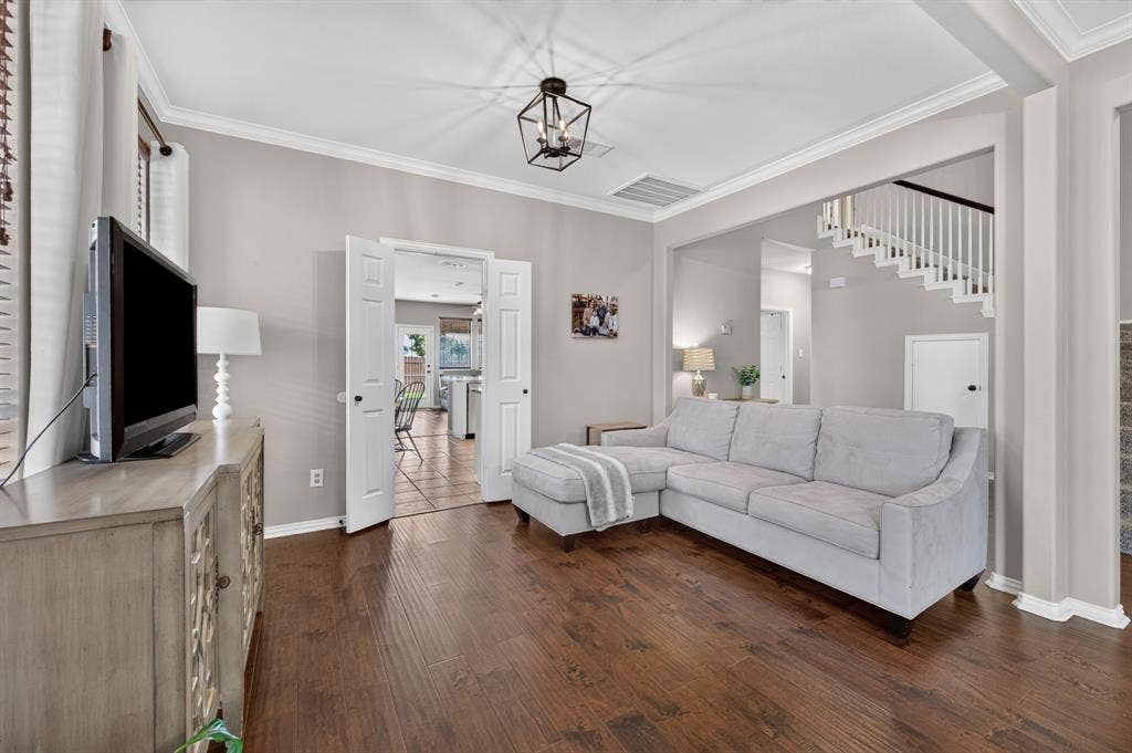 2039 Camelot Drive, Lewisville, TX 75067 2039 Camelot Drive, Lewisville, TX 75067