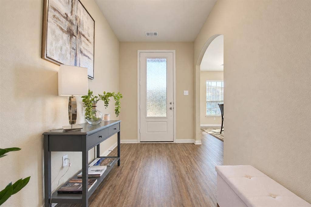 717 Lansman Trail, Denton, TX 76207