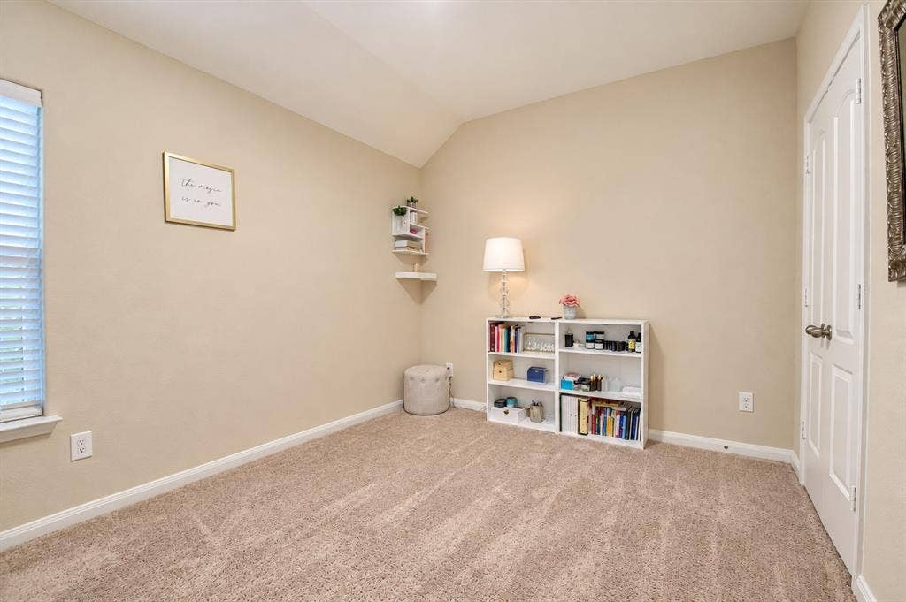 717 Lansman Trail, Denton, TX 76207