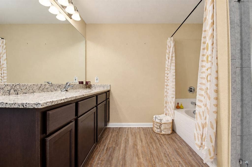 717 Lansman Trail, Denton, TX 76207