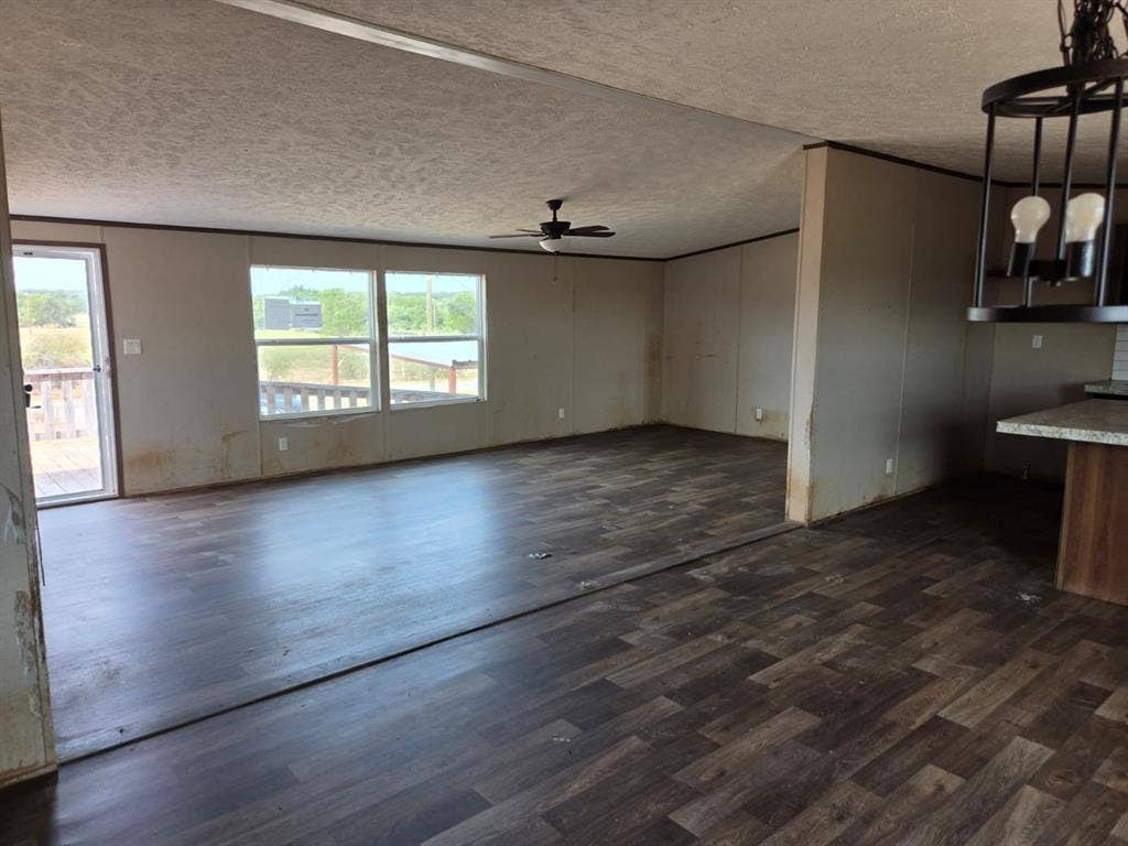 359 County Road 4791, Boyd, TX 76023
